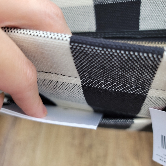 ♠️Kate Spade Gingham Large Canvas Tote Black NWT - Picture 9 of 12